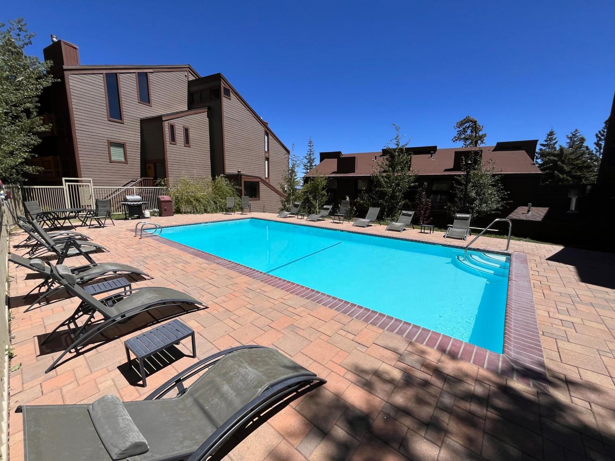 Tastefully Remodeled Condo At Mammoth Ski & Racquet Club, Hot Tub, Garage, 10 Min Walk To Ski Lifts Mammoth Lakes Exterior foto