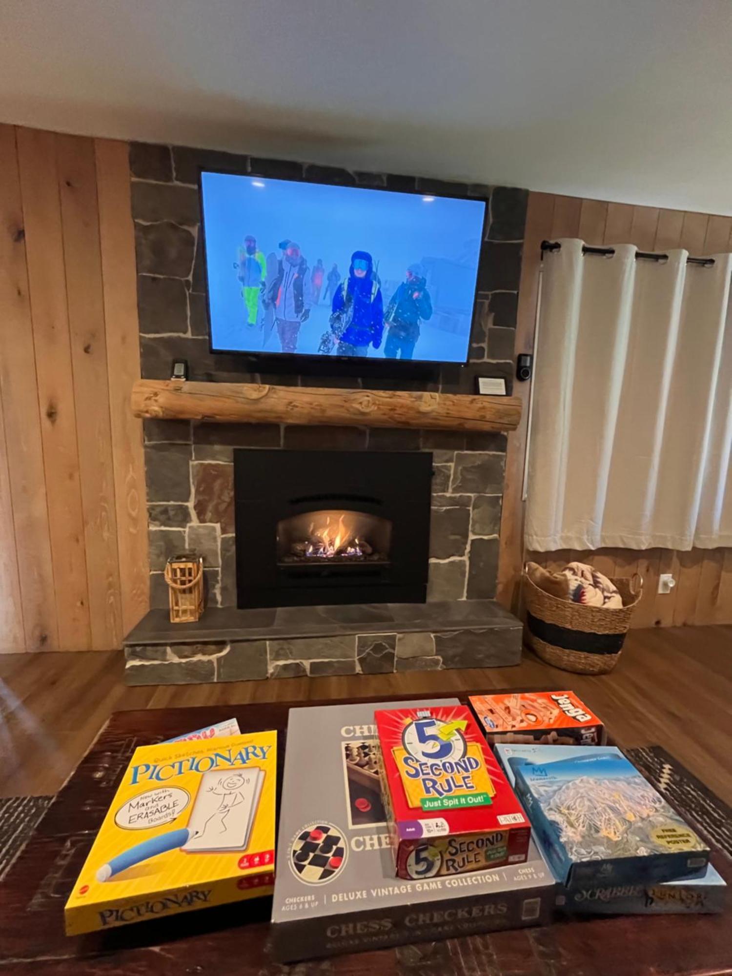 Tastefully Remodeled Condo At Mammoth Ski & Racquet Club, Hot Tub, Garage, 10 Min Walk To Ski Lifts Mammoth Lakes Exterior foto