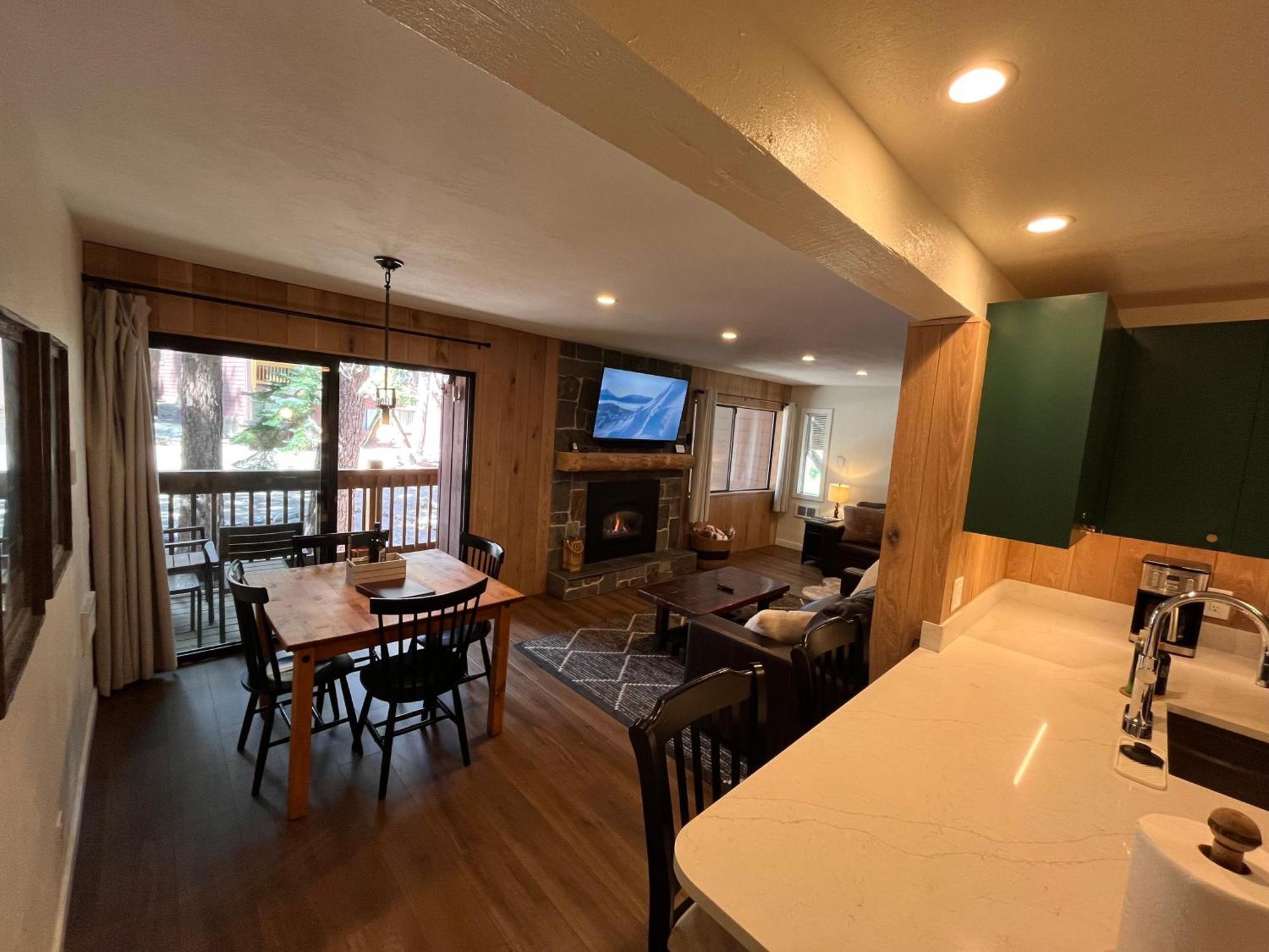 Tastefully Remodeled Condo At Mammoth Ski & Racquet Club, Hot Tub, Garage, 10 Min Walk To Ski Lifts Mammoth Lakes Exterior foto