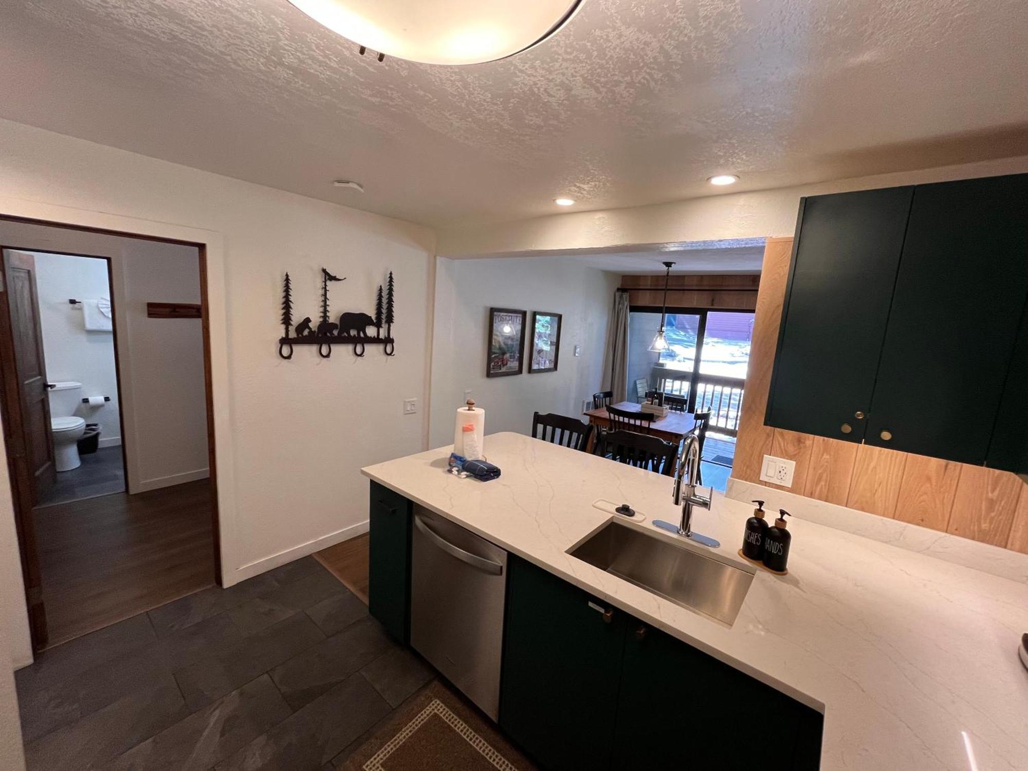 Tastefully Remodeled Condo At Mammoth Ski & Racquet Club, Hot Tub, Garage, 10 Min Walk To Ski Lifts Mammoth Lakes Exterior foto